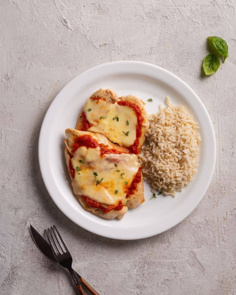 Pechugas a la pizza con arroz integral