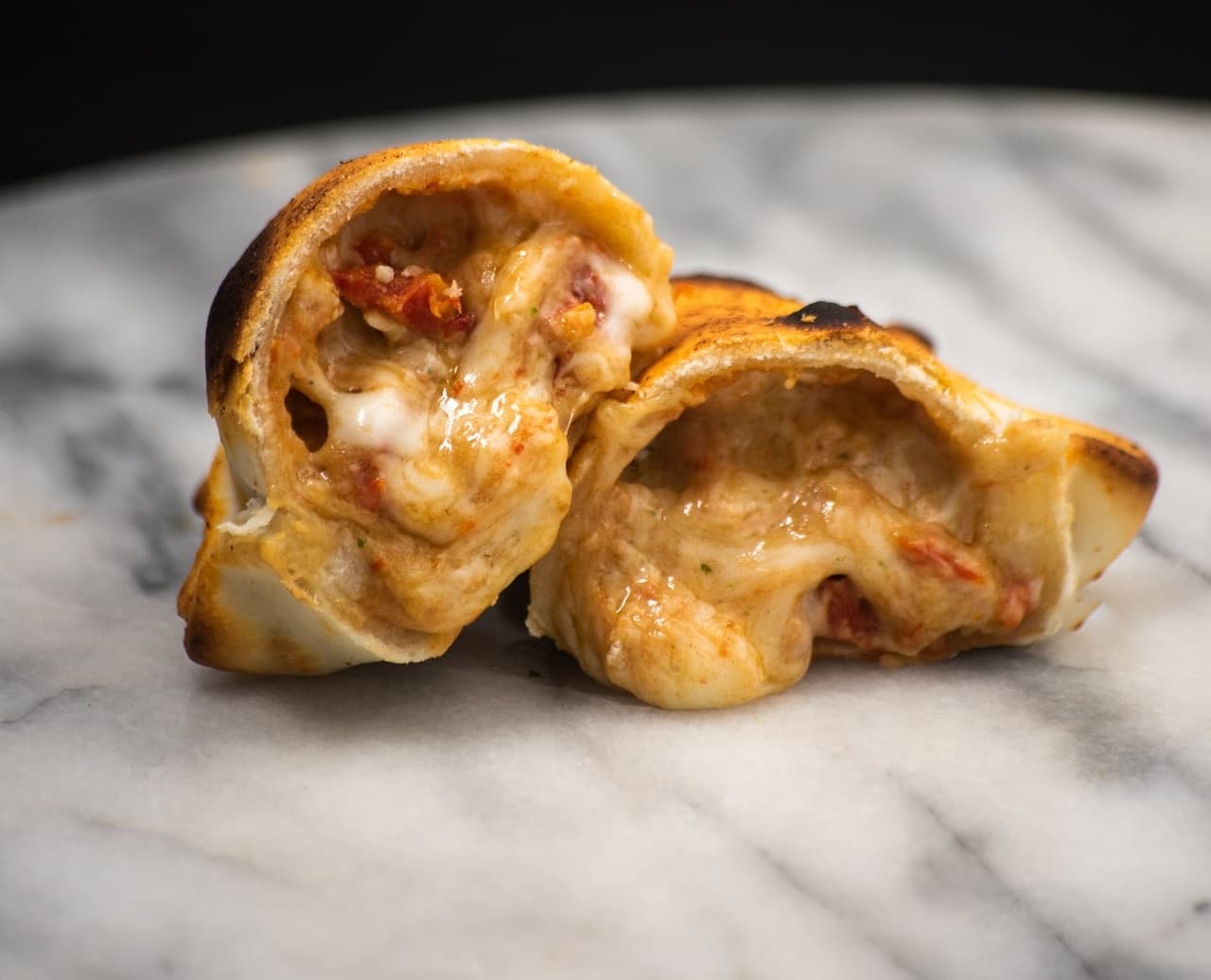 Empanada de caprese