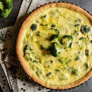 Tarta integral de brócoli y queso miniatura 1