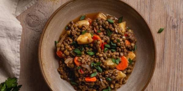 Guiso de lentejas vegano
