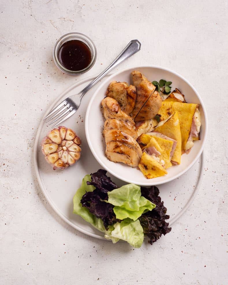 Pechugas a la plancha con omellete