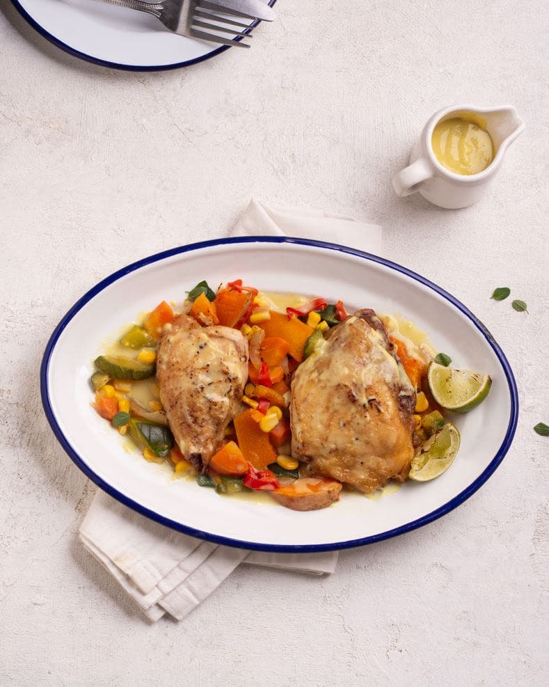 Pollo al horno a la mostaza con verduras